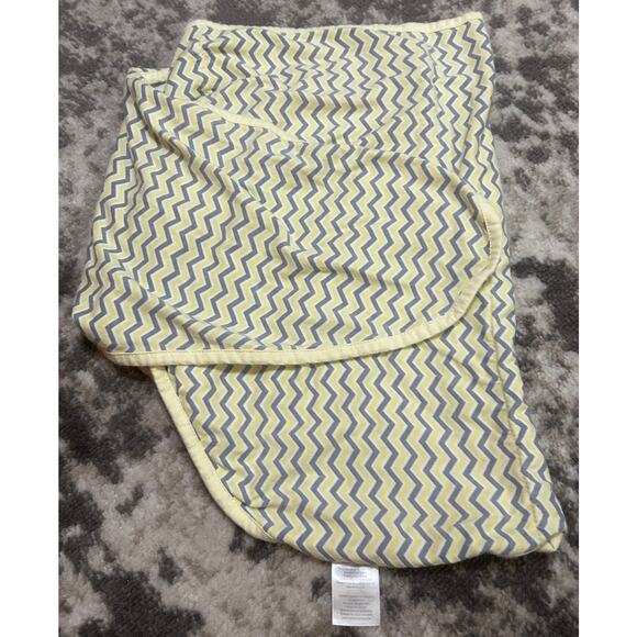 Miracle Blanket Yellow & Gray Chevron Pattern Swaddle Wrap - Picture 1 of 4